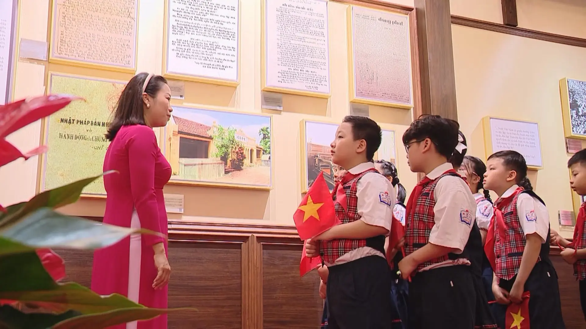 Trải nghiệm di tích, thấu hiểu giá trị lịch sử